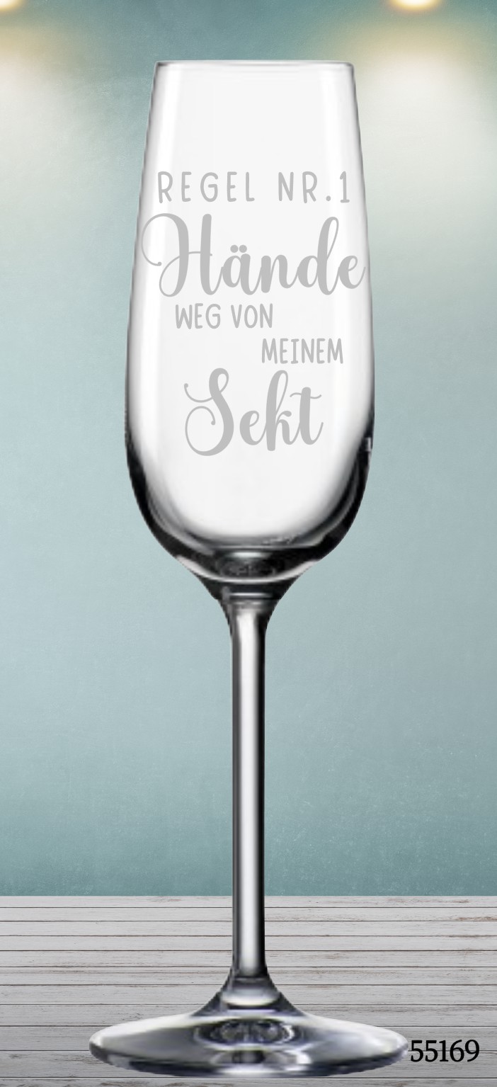 Regel Nr. 1   Hände weg von meinem Sekt